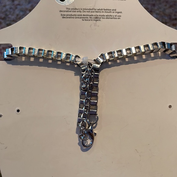 STATEMENT necklace - Picture 5 of 6